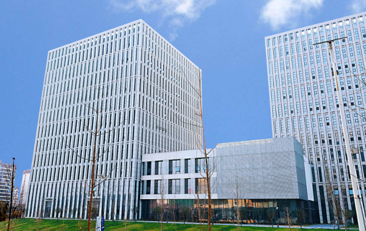 五金建材批发渠道供货方案：稳定货源配套服务解析